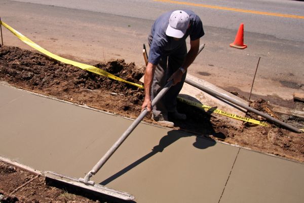 Cost of Sidewalk Pouring in Port Orchard